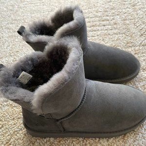 Eddie Bauer Genuine Sheepskin Booties